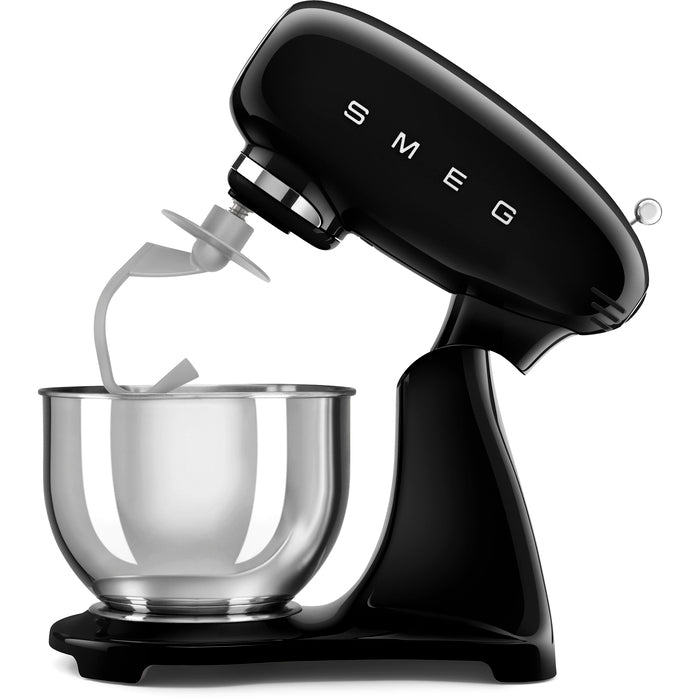 SMEG - SMF03 Köksmaskin 4,8 L Svart