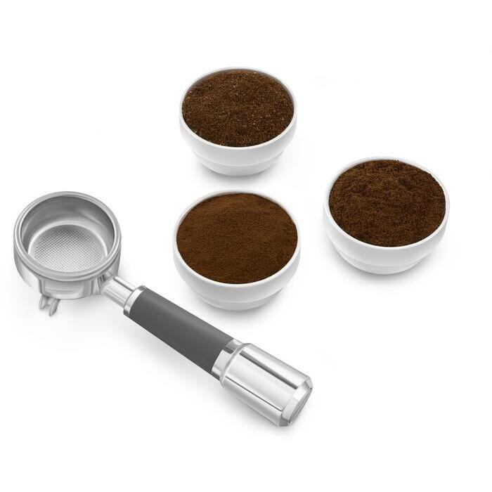 SMEG - CGF02 Kaffekvarn 350 g Aluminium