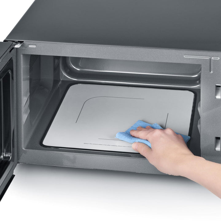 Severin - Mikrovågsugn 900W bottenplatta i glaskeramik 25 liter MW 7763