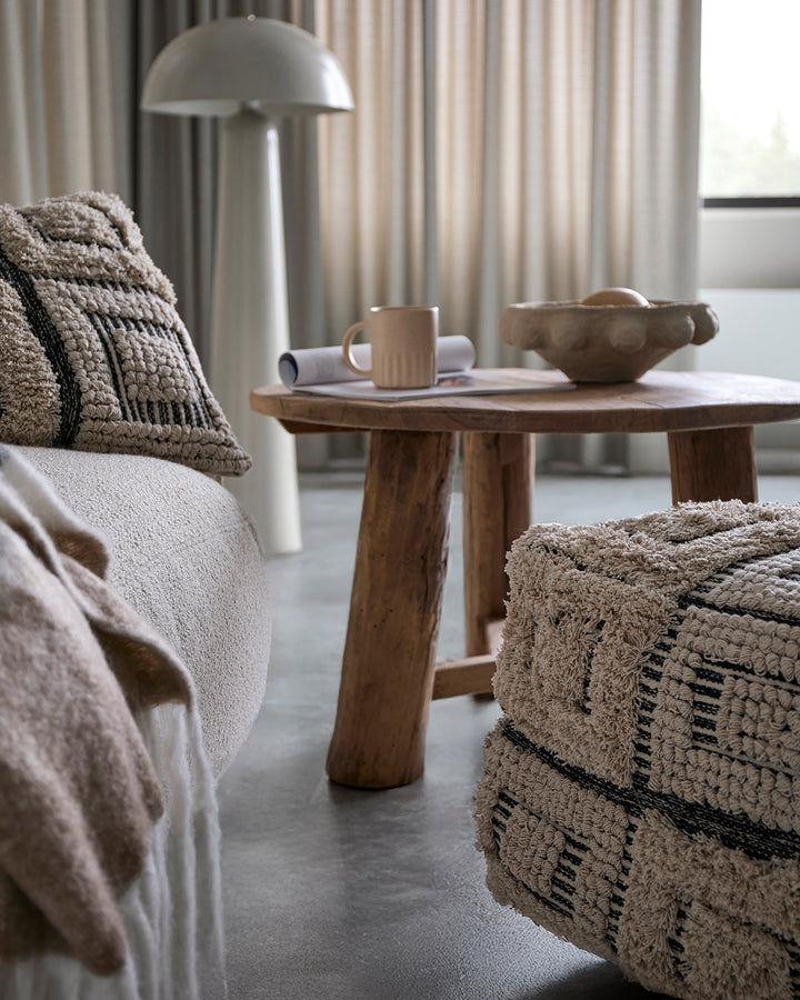 Affari of Sweden - MINNA Sittpuff, Elfenben/svart