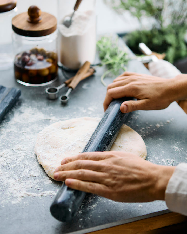 Affari of Sweden - THYME Kavel, Grå