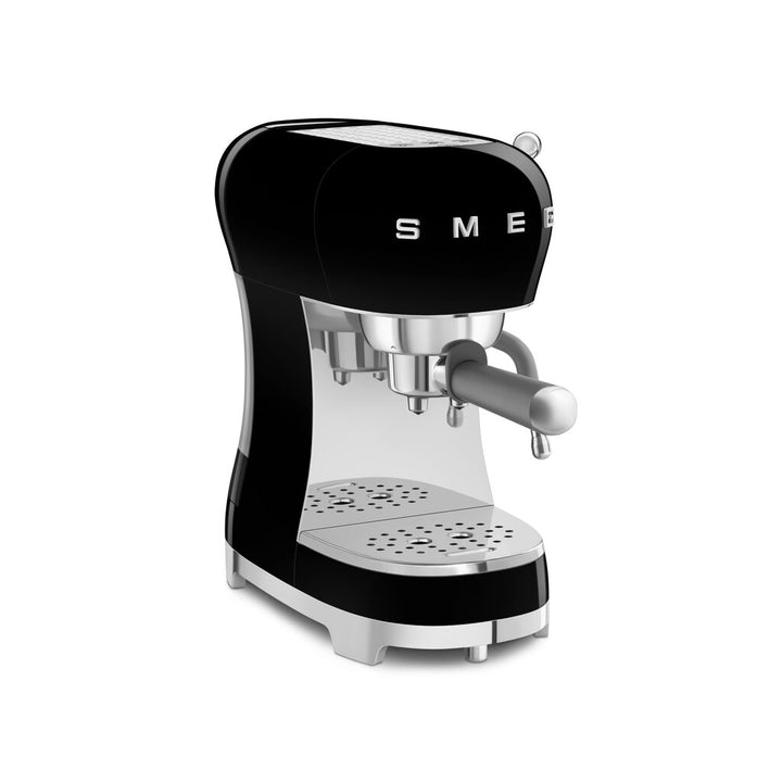 SMEG - ECF02 Espressomaskin 1 L Svart