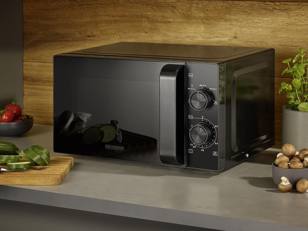 Severin - Mikrovågsugn 700W 20 liter MW 7790